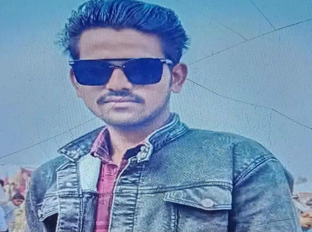 नौगढ़ में पुराने कुएं में मिला युवक का शव, चकरघट्टा पुलिस जांच में जुटी, परिवार में शोक