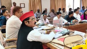 दिशा बैठक पर सियासी संग्राम: सपा सांसद की अध्यक्षता वाली समीक्षा बैठक से तीन भाजपा विधायक नदारद