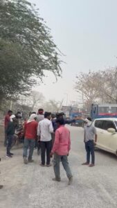 ओबरा-चोपन मार्ग की दुर्दशा बनी हादसों का कारण