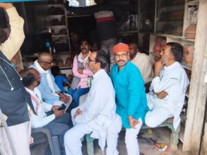 जिला कांग्रेस  प्रतिनिधिमंडल ने मृतक आर्यन के पिता से मिला