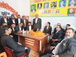 प्रथम बैठक में वादकारी भवन निर्माण का ऐतिहासिक निर्णय