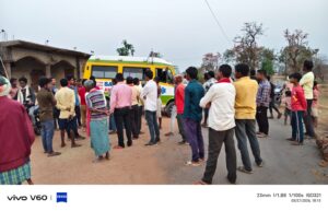 मुंबई में छत से गिरकर युवक की मौत, घरवालों ने शव लेने से किया इनकार