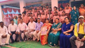 वार्षिकोत्सव व विदाई समारोह धूमधाम से संपन्न