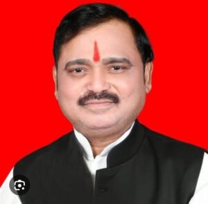 चोपन, धनबाद-एलटीटी स्पेशल ट्रेन का संचालन कराने को सांसद छोटेलाल खरवार ने की मांग