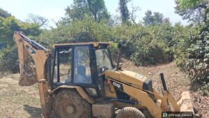 नौगढ़ में वन भूमि पर अतिक्रमण का प्रयास नाकाम, वन विभाग ने जेसीबी मशीन जब्त की, चालक फरार