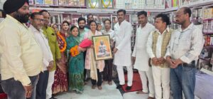 पिता के जाने के बाद भी नहीं टूटी हिम्मत, बेटी ने UPPCS में रचा कीर्तिमान