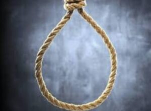 घर की बडेर में फांसी लगा युवक ने की आत्महत्या