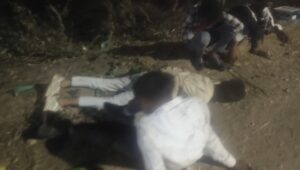 भीषण सड़क हादसा: बारातियों की गाड़ी पलटी, तीन की दर्दनाक मौत