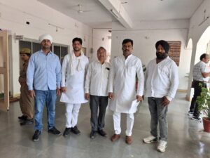 “बिना वैकल्पिक व्यवस्था खलियारी रेलवे क्रॉसिंग बंद न हो” : पूर्व विधायक अविनाश कुशवाहा