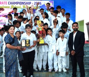 जिला स्तरीय कराटे प्रतियोगिता संपन्न, 300 बच्चों ने दिखाई प्रतिभा