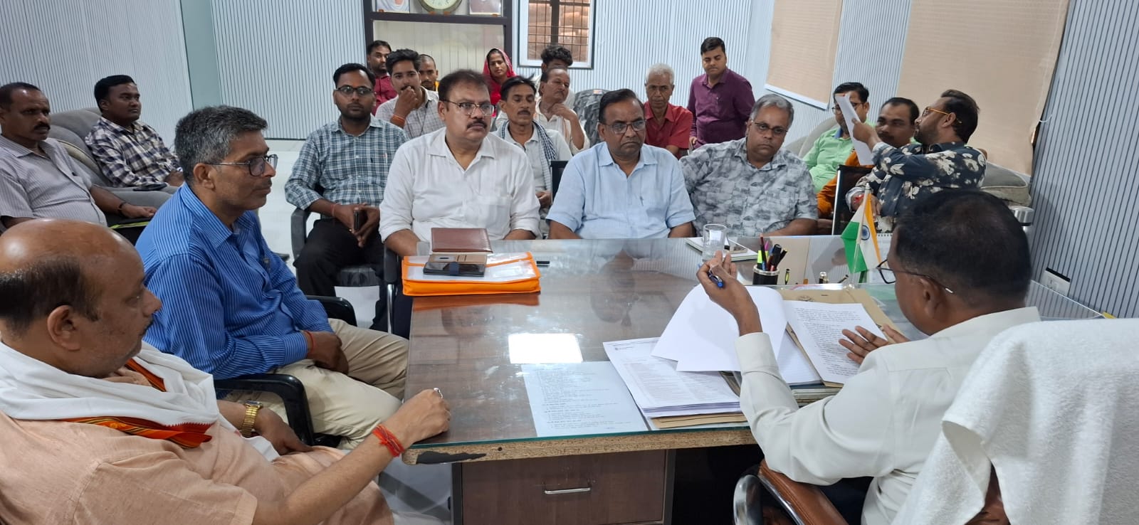 व्यापारी-उद्यमी संवाद में योजनाओं की जानकारी, स्थानीय निवेशकों को प्राथमिकता की मांग