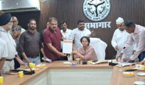 विकास भवन में हुई उद्योग बंधु की बैठक, व्यापारियों की समस्याओं पर हुई चर्चा