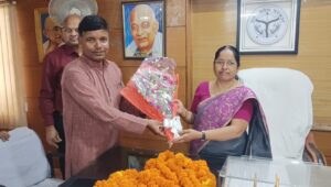 प्रशासक नियुक्त होने के पर  जिला पंचायत पहुंची राधिका पटेल