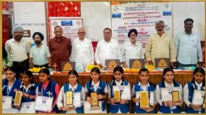 रॉबर्ट्सगंज में सम्मान व पुरस्कार वितरण, भूजल सप्ताह का भव्य समापन
