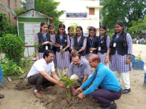 “वृक्ष हमारे जीवन का आधार” – प्रबंधक राजेंद्र प्रसाद जैन