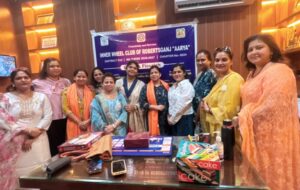 डॉक्टर्स डे व सीए डे पर इनर व्हील क्लब ऑफ आर्या ने किया चिकित्सकों व सीए का सम्मान