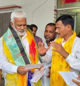 मुआवजे से वंचित परिवारों का पुनः सर्वे कराकर भुगतान कराने छूटे टोलों को हर घर नल से जोड़ने की उठाई मांग
