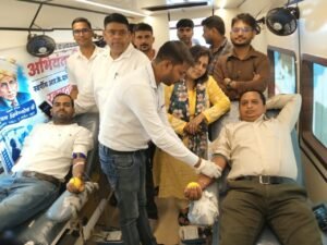 इंजीनियर्स दिवस पर डिप्लोमा इंजीनियर्स महासंघ ने किया रक्तदान, 72 यूनिट रक्त एकत्र