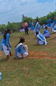 राजकीय बालिका इंटर कॉलेज सुअरसोत में खेलकूद प्रतियोगिता, छात्राओं ने दिखाया दम