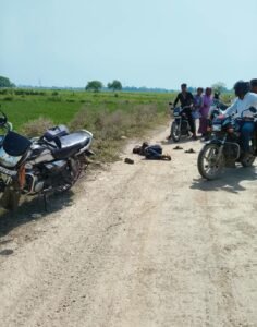 अज्ञात बाइक की टक्कर से युवक घायल